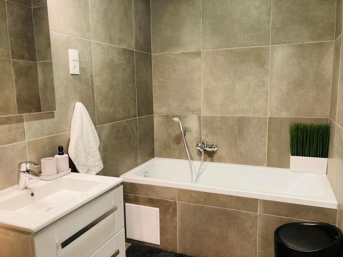 Balatonföldvár Zawia Apartman 아파트 외부 사진